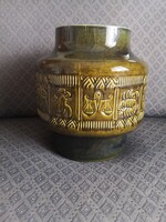 Gránit Art Deco padlóváza, kaspó, Zahajszky László tervezte, szignós