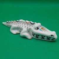 Hollóházi  pikkelyes Garden festésű Krokodil figura