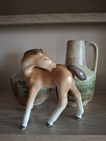 Jelzett GRÁNIT csikó / ló figura