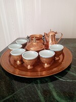 Vörösréz kávés készlet Szíriából kék-fehér porcelán csészékkel + 1 db kiskancsó és 1 db rézedényke