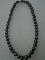 Fekete gyöngy nyakék nagy méretű természetes hematit gyöngyökből elegáns gyöngysor nyaklánc