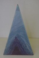 Pyramid-shaped Candle A124
