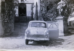 Régi fotónegatív Moszkvics 407 vszinű Pápán, CI 59-58 rendszámmal, 1960-as évek kb.  260401