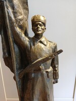 Kisfaludi Stróbl Zsigmond - Felszabadító szovjet katona