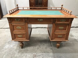 Ónémet restaurált Íróasztal !!!