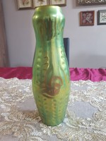 Zsolnay eozin váza.