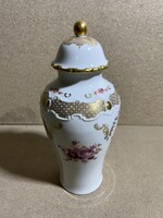 Wallendorf porcelán urna váza, 33 x 15 cm-es nagyságú.3410