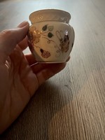 Pillangós- aranyozott Zsolnay porcelán gerezdes kisváza