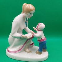 Retro  Szovjet Polonne Anya gyermekével porcelán figura