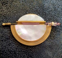 Vintage jelzett Marena egyedi gyöngyház réz gyöngy díszítésű bross kitűző ritkaség