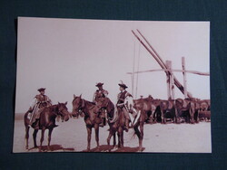 Képeslap,Hortobágy,reprodukció fotó,Csikósok,ménes,itató,gémeskút látkép,részlet, 1980-