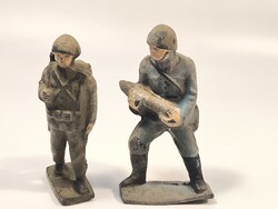 Antik 1930-as évek,Gumi katona figura 2db