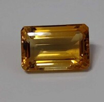 Citrin - 8,3 ct, 15,5x10x7 mm, (3514)