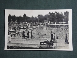 Képeslap,Hajdúszoboszló,gyógyfürdő,strand,medence látkép,részlet,1940-