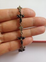 Ezüst ónix-markazit köves karlánc