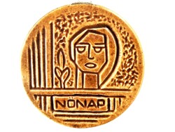 Nőnap, mid century iparművész falikerámia az 1970-es évekből - ritkaság