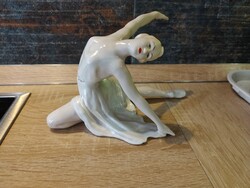 Lomonosov ballerina     porcelán  balerina    -RITKASÁG