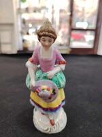 Sitzendorf női barokk stílusú figura