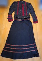 Gyönyörű hibátlan, nem hordott női hímzett népviselet, alkalmi szett, 1980-ból,hibátlan,csinos,ruha