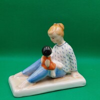 Retro  Bodrogkeresztúri kerámia Babázó  kislány figura