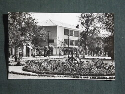 Képeslap,Karcag,Kossuth Lajos tér,ÁFÉSZ áruház látkép,részlet ,1967-