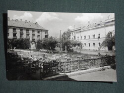 Képeslap,Kiskunhalas,Lenin tér,presszó,szálló,étterem terasz,park látkép,részlet, 1960-
