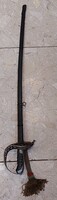M 865 mintájú monarchiás tiszti kard bojtjával. 75 cm pengehossz. 3311b