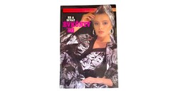 1988      /  ez a DIVAT ÉvKönyv  /    Ssz.:  38037