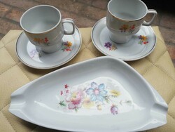 Hollóházi virágos porcelánok