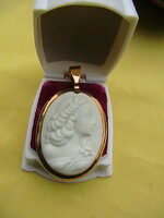 Gyűjteményi porcelán medálok 7.