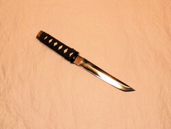 KATANA. Gyűjteményből. Kés, bicska, tőr, borotva.