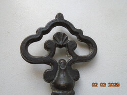 Antik díszes patinás bronz kulcs Restauráláshoz