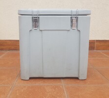 Melform QC20 szigetelt, folyadék tároló, elosztó ( olasz )