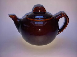 Gorka Géza teáskanna