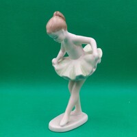 Káldor Aurél Hollóházi Balerina figura