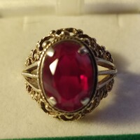 Gyűrű 875 -os sterling orosz ezüstből rubinnal. Aranyozott. Gyűrűméret 11.5 (65 )   Súly  6.73 g.