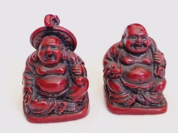 Budha szobor miniatűr 2db buddha egyben piros gyanta