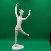 Hollóházi  porcelán  balerina balett táncos figura