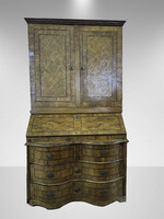 Antik Tavernákulum – Elegáns és ritka bútordarab