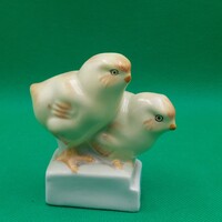 Aquincum  porcelán  Csibepár figura