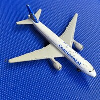 Boeing 777-2000 Matchbox . 2005. / 11,5 cm hosszú. //ff00//