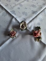 2 db Ens porcelán rózsa és 1 db Aquincumi rózsa