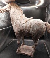 Kinai terrakotta ló szobor, XIX. századi, 41 cm-es magasságú. 3371b