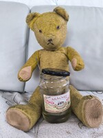 Misu Maci a nevem a mézet nagyon szeretem,Teddy mackó régi szalma töltelékes. Videó !