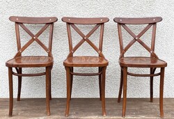 Fameg székek bükkfa étkezőszék ebédlőszék thonet éttermi kávézóba fa wooden x hátú vintage