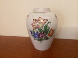 Herendi porcelán váza