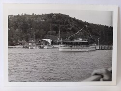 Régi fekete-fehér fotó, Balaton, Hajózás Tihanyból 1967