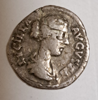 Róma / Julia Domna 193-217. ezüst Denár (R/1)