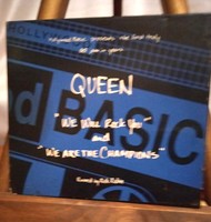 Queen We will Rock you CD in good condition ready to shipped