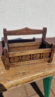 Faragott fa asztali kanáltartó 1875-ből